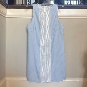 London Times Size 10 Blue and White Seersucker Sheeth Dress